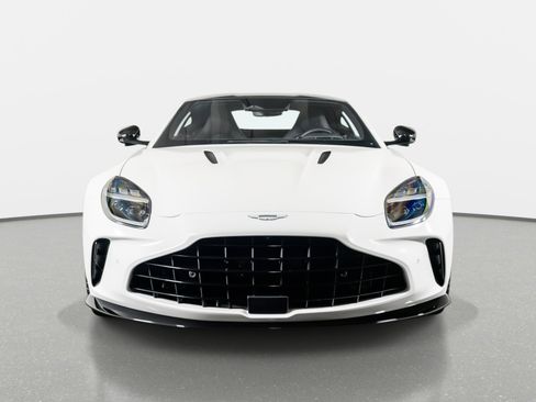 Used 2025 Aston Martin V8 Vantage Coupe RWD image 14