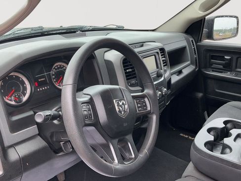 Used 2019 RAM 1500 Tradesman w/ Tradesman SXT Package RWD image 9