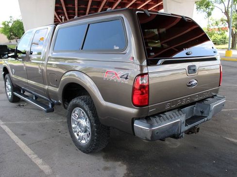 Used 2016 Ford F250 Lariat w/ Lariat Ultimate Package AWD/4WD image 6
