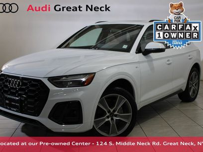 Certified 2025 Audi Q5 2.0T Premium w/ Convenience Plus Package