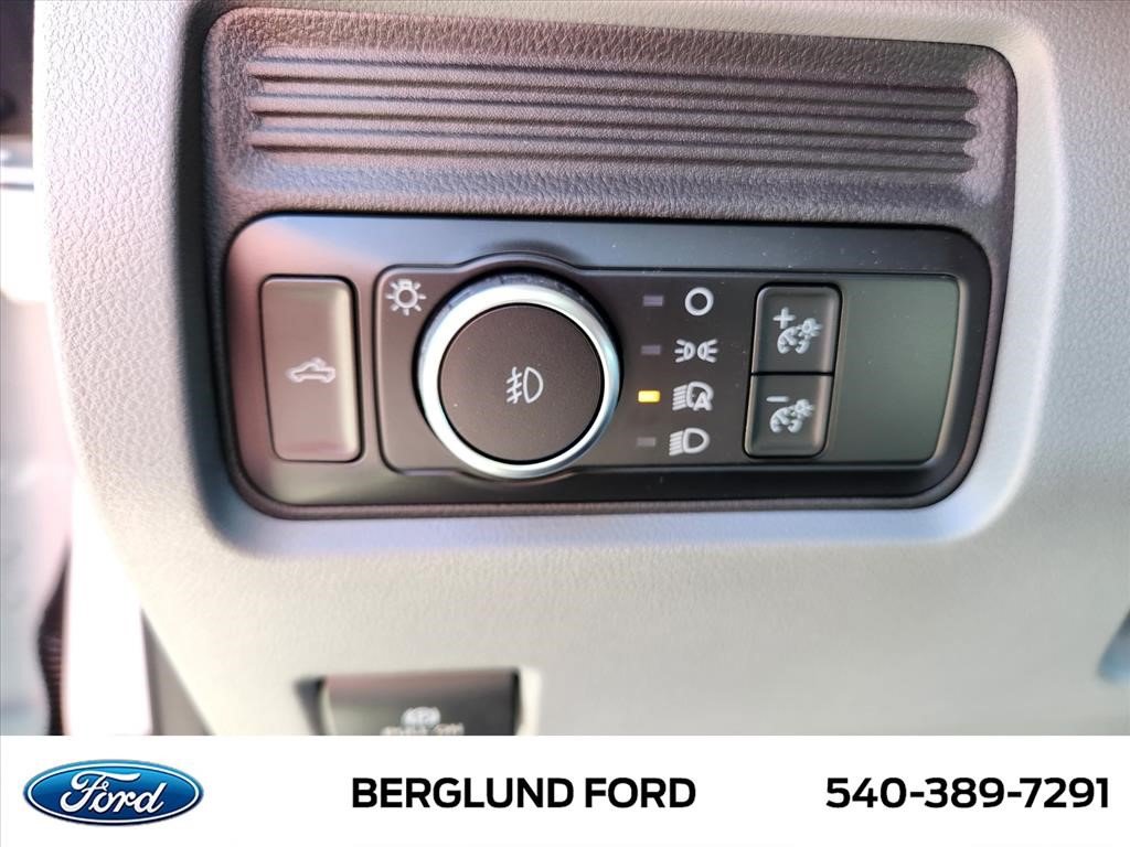 New 2027 Ford F350 XL w/ 360-Degree Camera Package AWD/4WD image 12