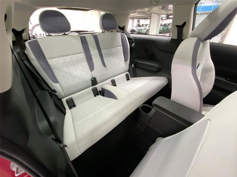 Certified 2025 MINI Cooper S image 29