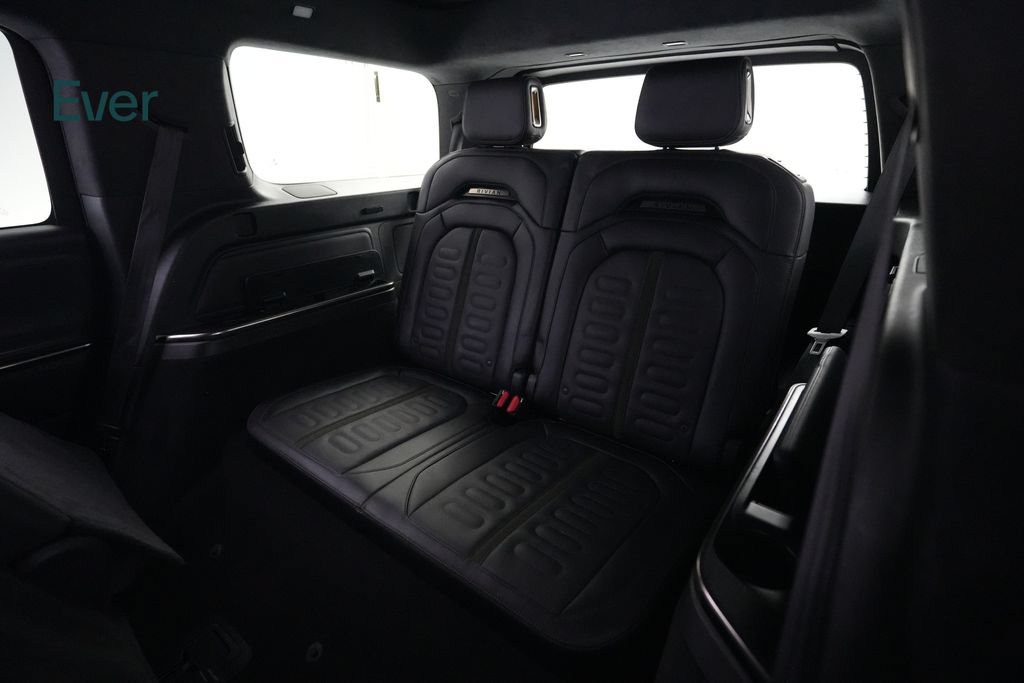 Used 2023 Rivian R1S Adventure Quad AWD/4WD image 25
