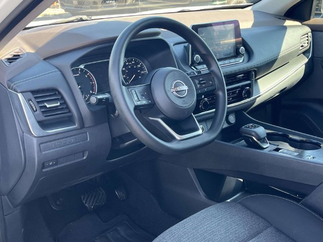 Used 2022 Nissan Rogue S FWD image 12