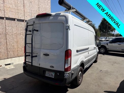 Used 2024 Ford Transit 250 148 Medium Roof RWD image 3