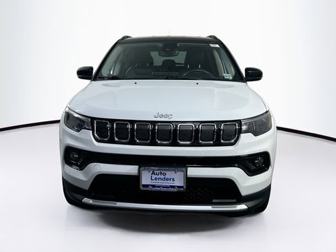 Used 2022 Jeep Compass Limited image 2