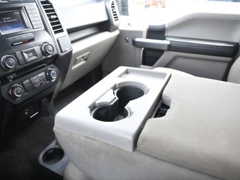 Used 2016 Ford F150 XLT AWD/4WD image 19
