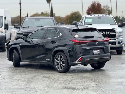 Used 2021 Lexus UX 250h F Sport w/ Accessory Package (Z2) image 3