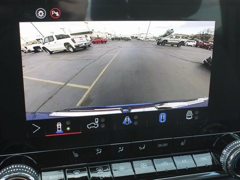 New 2026 GMC Canyon Elevation w/ Convenience Package image 4