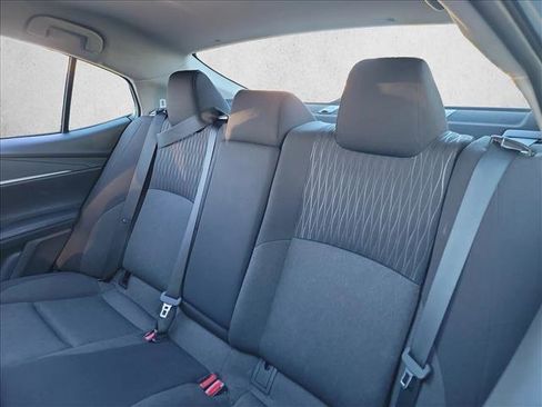 Used 2025 Toyota Camry LE image 12