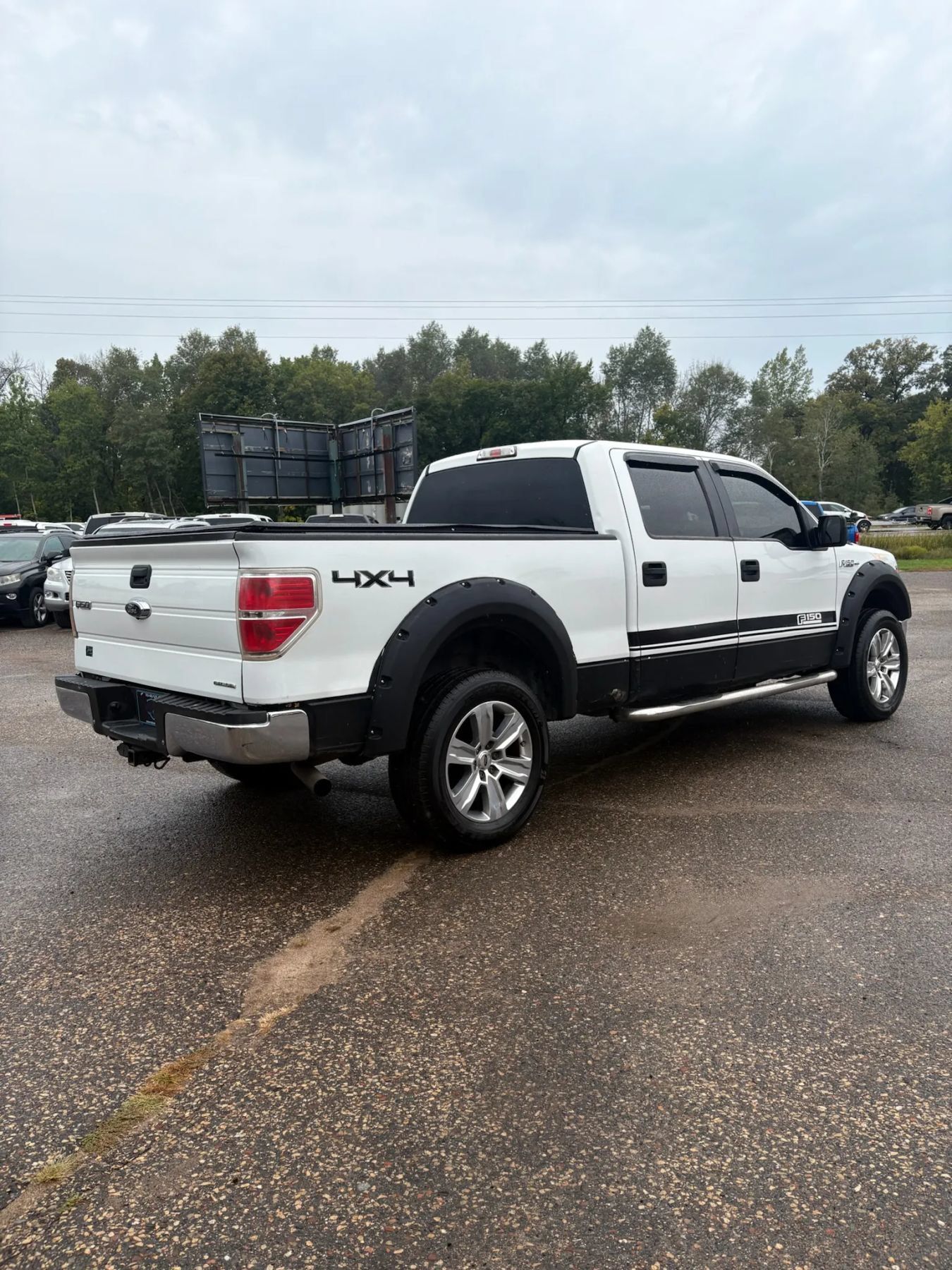 Used 2014 Ford F150 XLT w/ Equipment Group 301A Mid AWD/4WD image 5