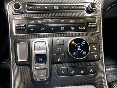 Used 2023 Hyundai Santa Fe Limited AWD/4WD image 32