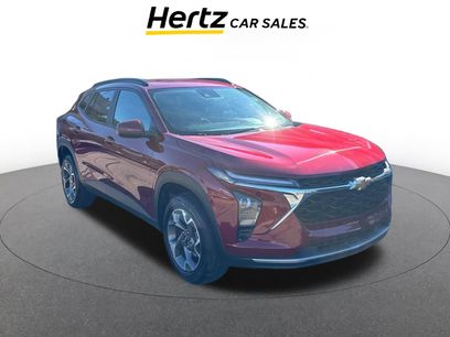 Used 2025 Chevrolet Trax LT