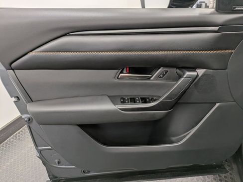 Used 2025 MAZDA CX-50 AWD 2.5 S w/ Premium Plus Pkg image 9