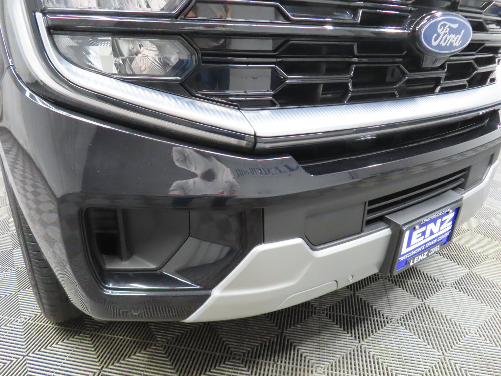 Used 2025 Ford Expedition Max Platinum w/ Platinum Ultimate Package AWD/4WD image 60