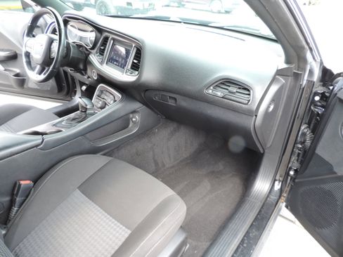 Used 2021 Dodge Challenger R/T image 15