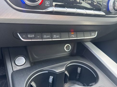 Used 2018 Audi A4 2.0T Premium Plus w/ Premium Plus Package image 22