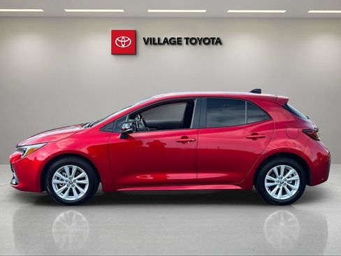 Certified 2026 Toyota Corolla SE FWD image 2