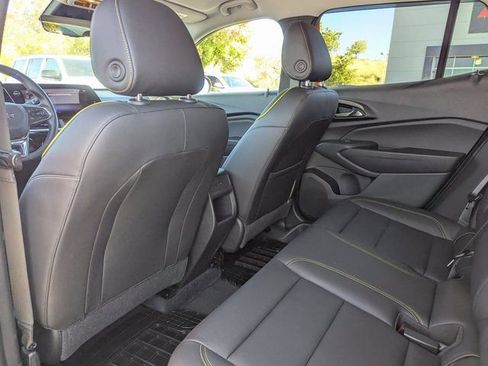 Used 2024 Chevrolet Trax ACTIV w/ Driver Confidence Package image 30