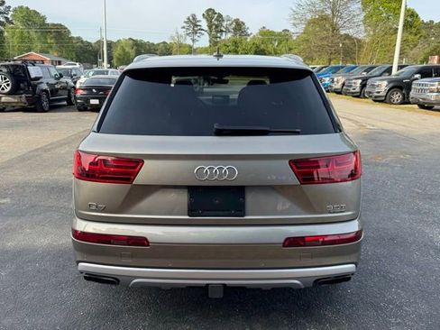 Used 2017 Audi Q7 3.0T Premium Plus image 6