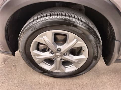 Certified 2025 Honda HR-V LX image 9