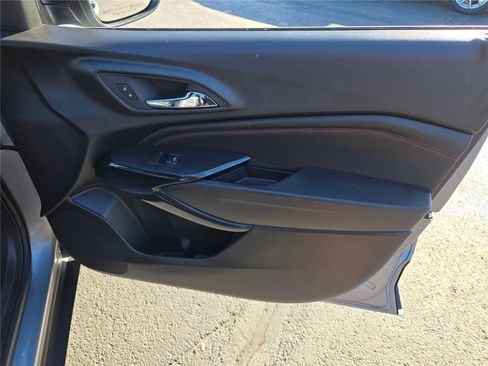 Used 2024 Chevrolet Trax RS w/ Sunroof Package image 6