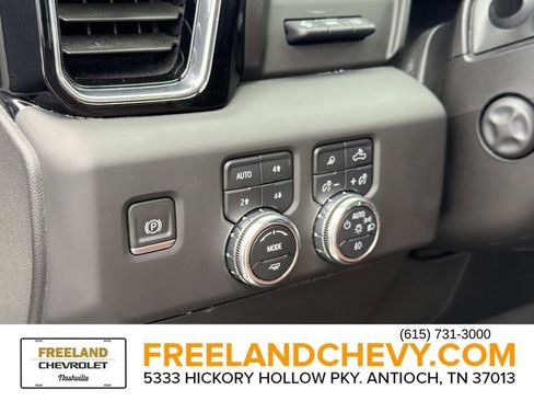 Used 2023 GMC Sierra 1500 Denali Ultimate image 29