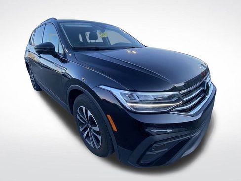 Used 2024 Volkswagen Tiguan S image 14