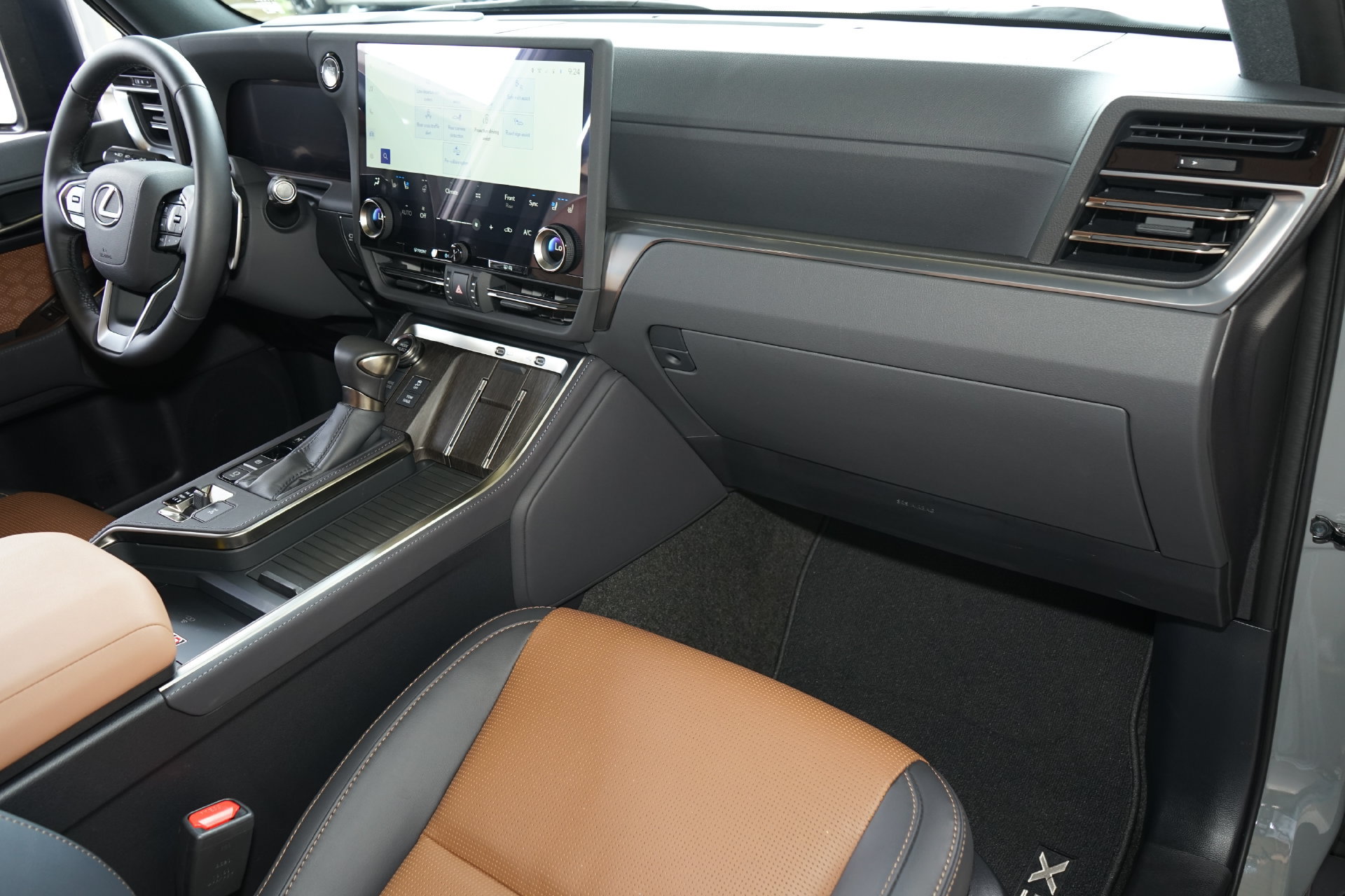 Used 2026 Lexus GX 550 AWD/4WD image 10