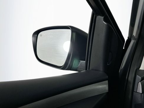 Used 2024 Nissan Murano SV w/ SV Midnight Edition Package image 16