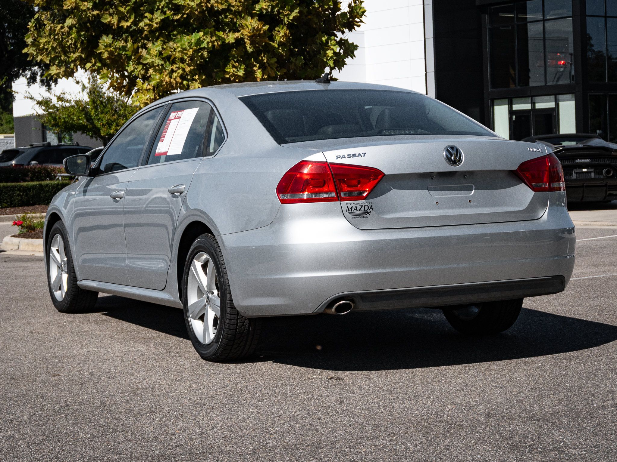 Used 2013 Volkswagen Passat TDI SE FWD image 8