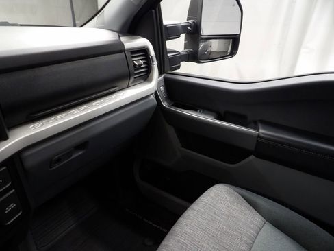 Used 2024 Ford F250 XLT AWD/4WD image 21