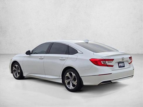 Used 2018 Honda Accord EX image 8