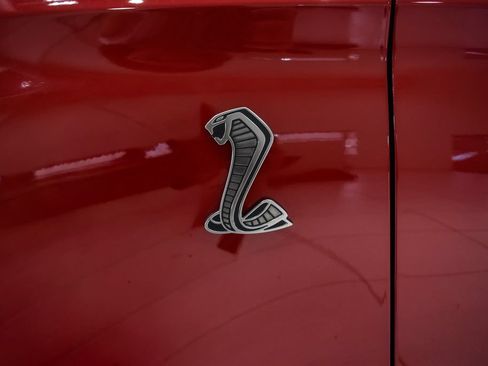Used 2020 Ford Mustang Shelby GT500 w/ Technology Package RWD image 12