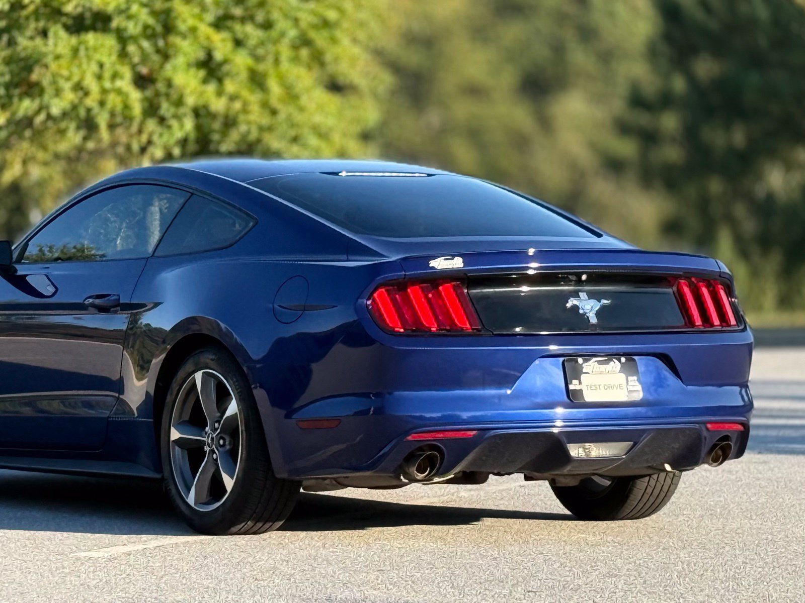 Used 2016 Ford Mustang Coupe w/ Equipment Group 051A RWD image 44