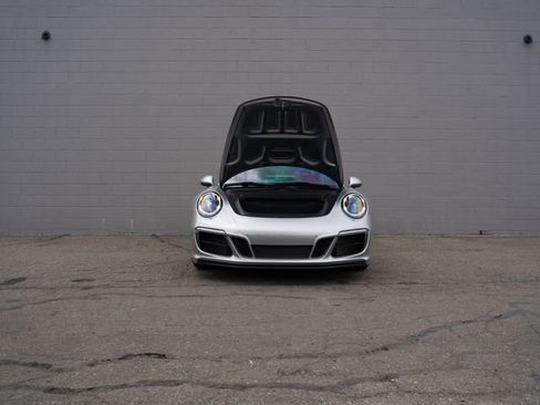 Certified 2018 Porsche 911 Targa 4 GTS AWD/4WD image 14