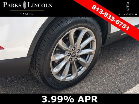 Used 2022 Lincoln Corsair AWD w/ Premium Package image 13