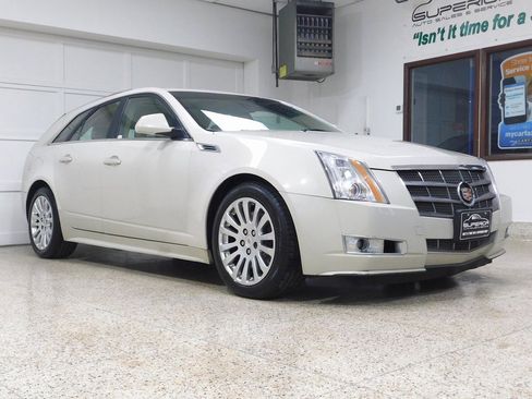 Used 2010 Cadillac CTS Performance image 3