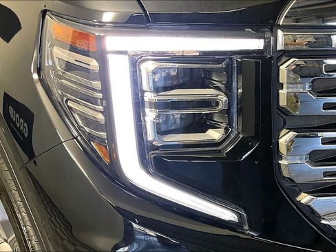 Used 2025 GMC Sierra 1500 Denali w/ Denali Reserve Package AWD/4WD image 27