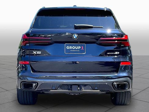 Used 2024 BMW X5 xDrive40i w/ M Sport Package AWD/4WD image 4