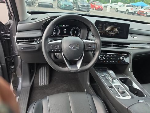 Used 2023 INFINITI QX60 Luxe w/ Cargo Package AWD/4WD image 11