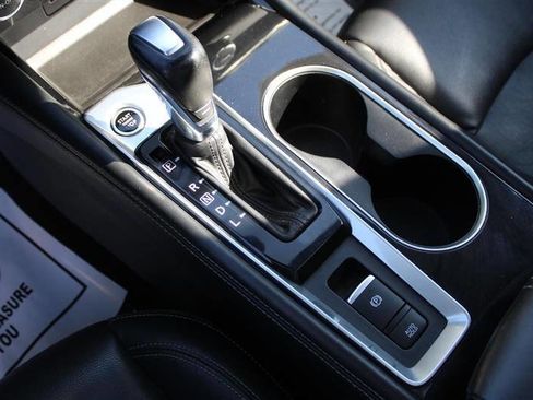 Used 2020 Nissan Altima 2.5 SL FWD image 20