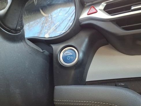 Certified 2021 Toyota Sienna XLE image 25