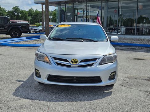 Used 2013 Toyota Corolla LE FWD image 3