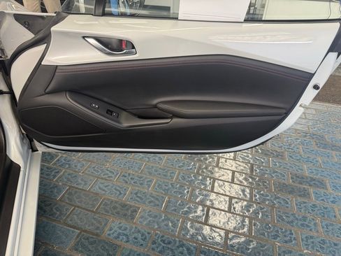 Used 2016 MAZDA MX-5 Miata Grand Touring image 18