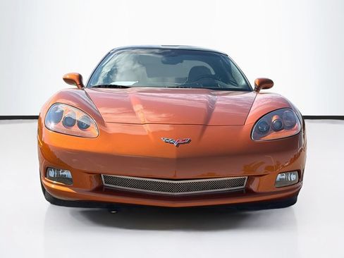 Used 2007 Chevrolet Corvette Coupe w/ Preferred Equipment Group RWD image 2