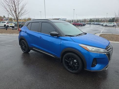 Used 2023 Nissan Kicks SR image 1