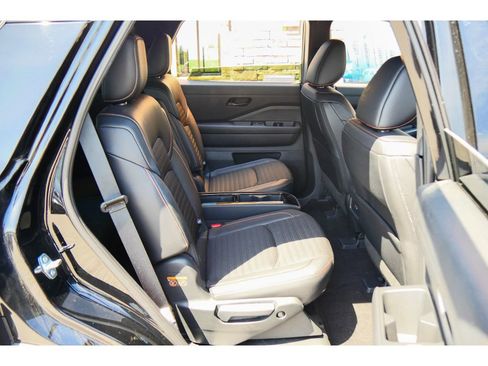 Used 2023 Nissan Pathfinder Rock Creek image 18