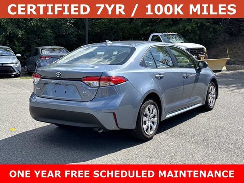 Used 2025 Toyota Corolla LE FWD image 2