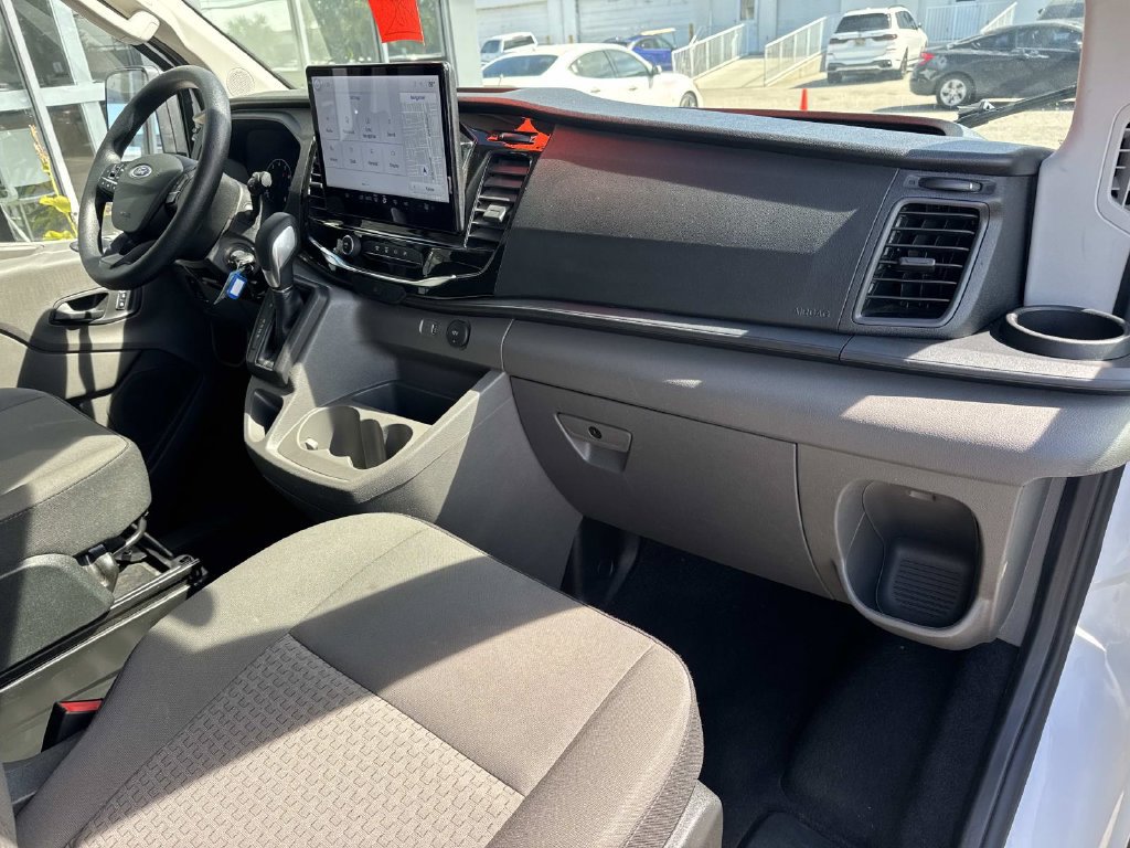 Used 2024 Ford Transit 350 XLT RWD image 13